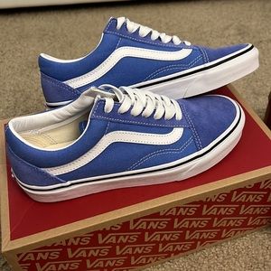 NWOT Old Skool Blue Vans